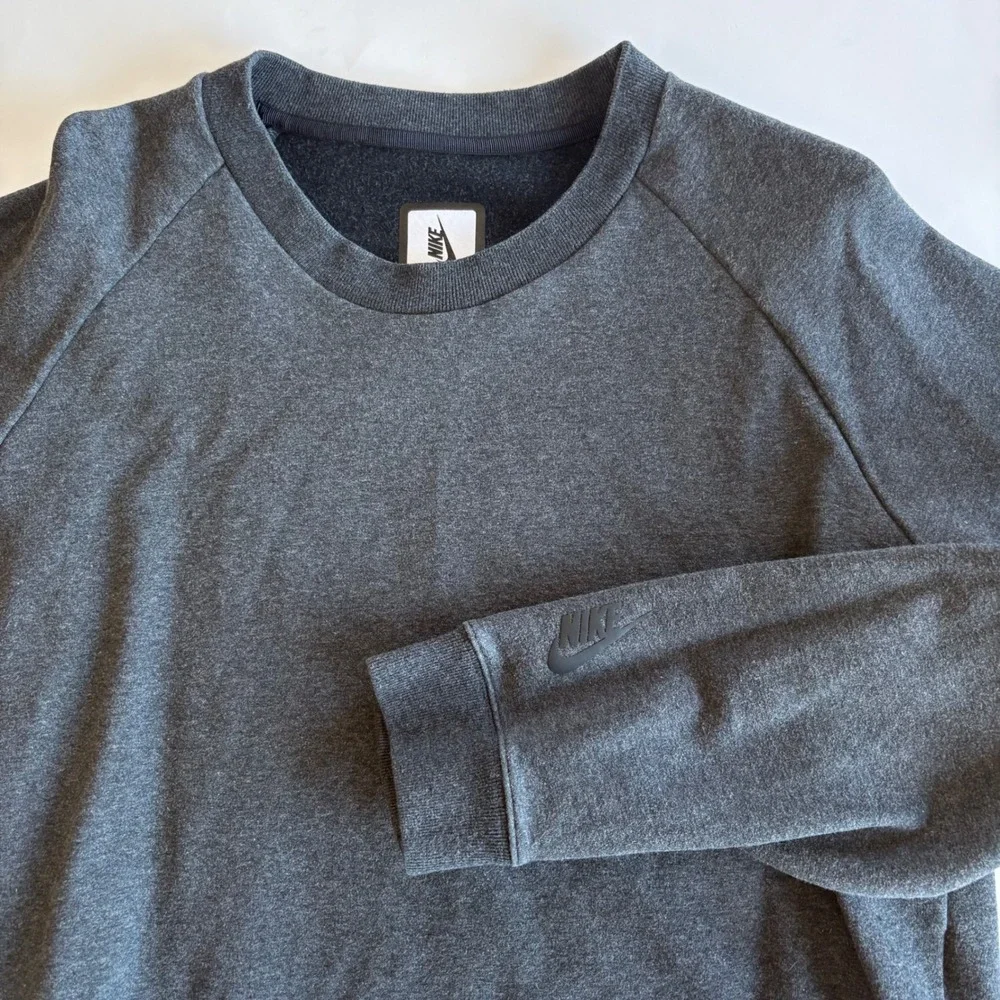 Nike Sportswear Women Charcoal Gray Essential Fleece Cropped Sweatshirt‎ Medium